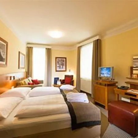 Post Hotel 4*