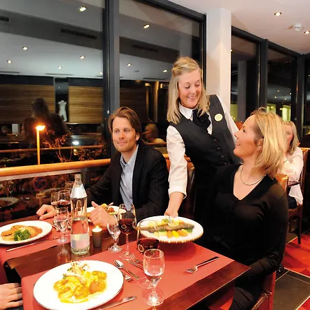 Hotell Post 4*