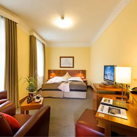 Post Hotel