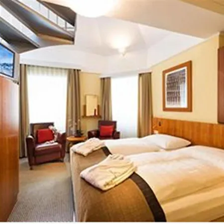 Post Hotel