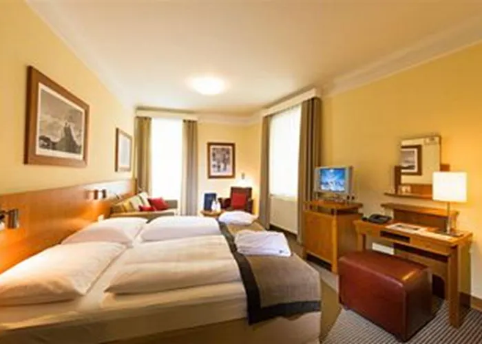 Post Hotell 4*
